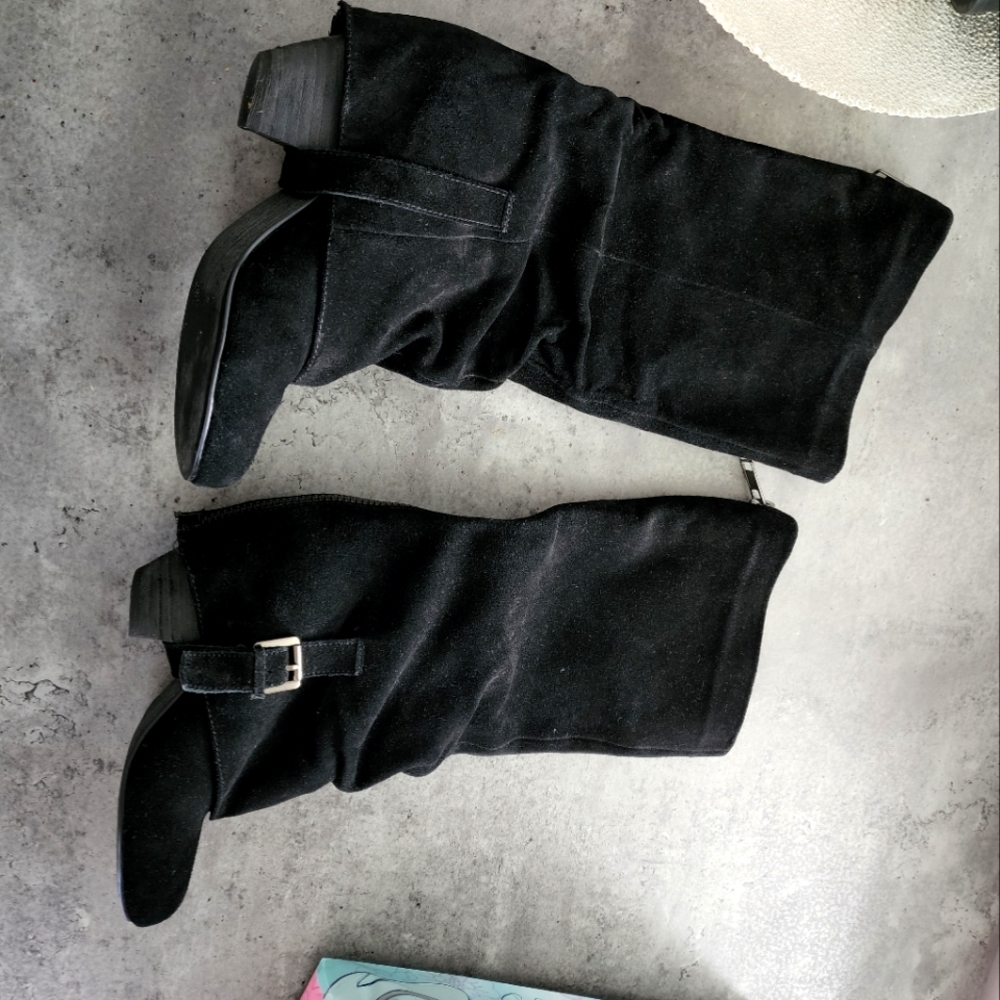 black boots